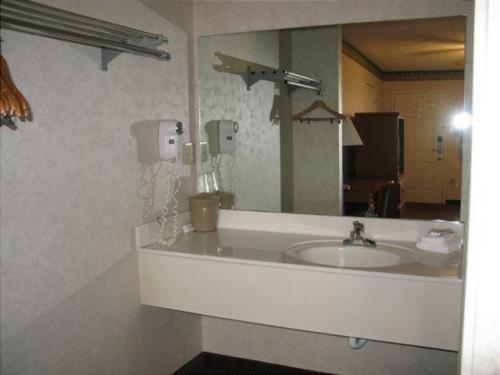ستيل Deerfield Inn And Suites المظهر الخارجي الصورة